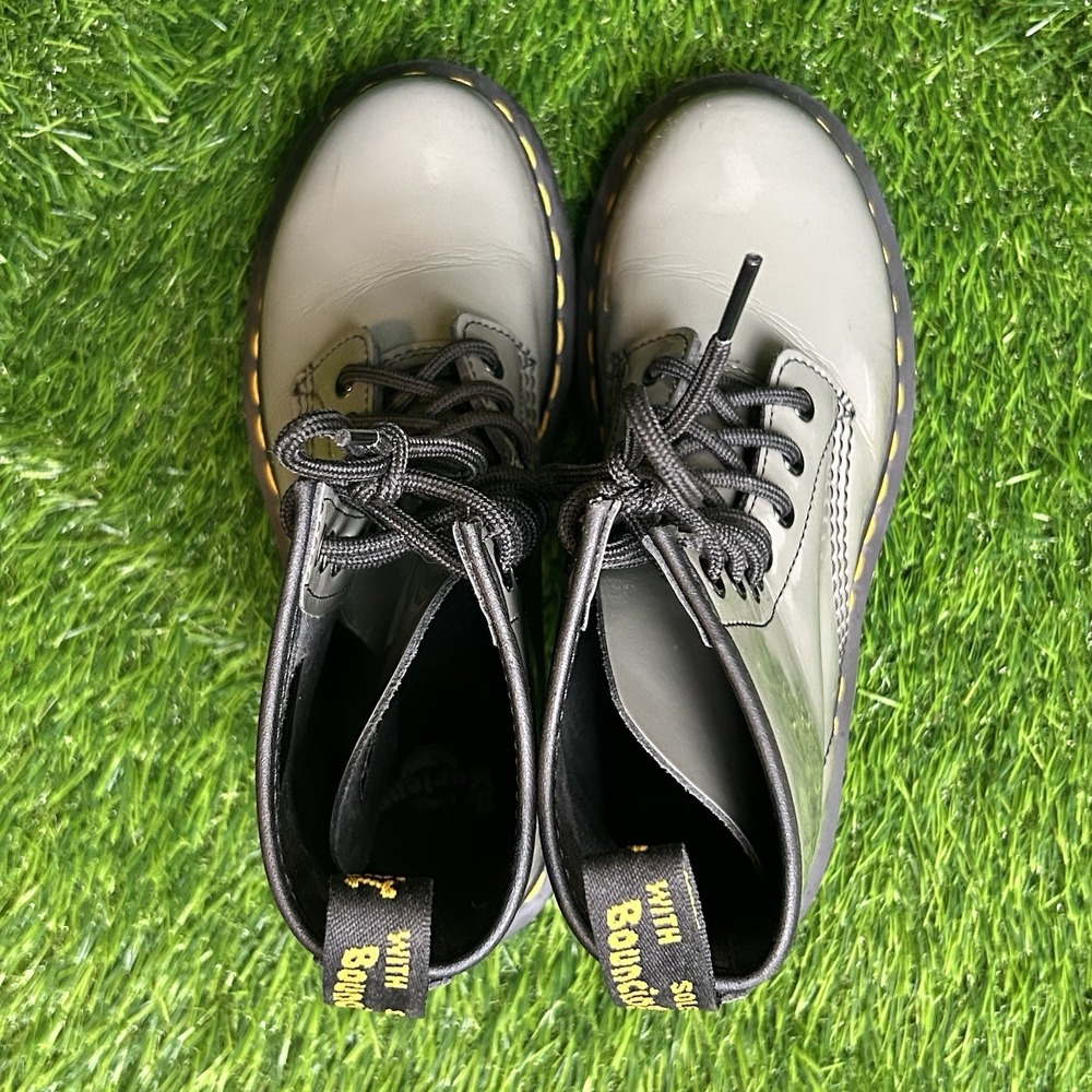 Dr. Martens 1460 YS Grey Patent Leather Combat Boots Womens Size 6 1460YS - Picture 6 of 8
